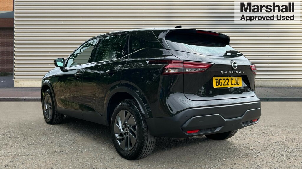 Nissan Qashqai Qashqai 1.3 Dig-t Mh 158 Acenta Premium Xtroni BG22CJU Black #5