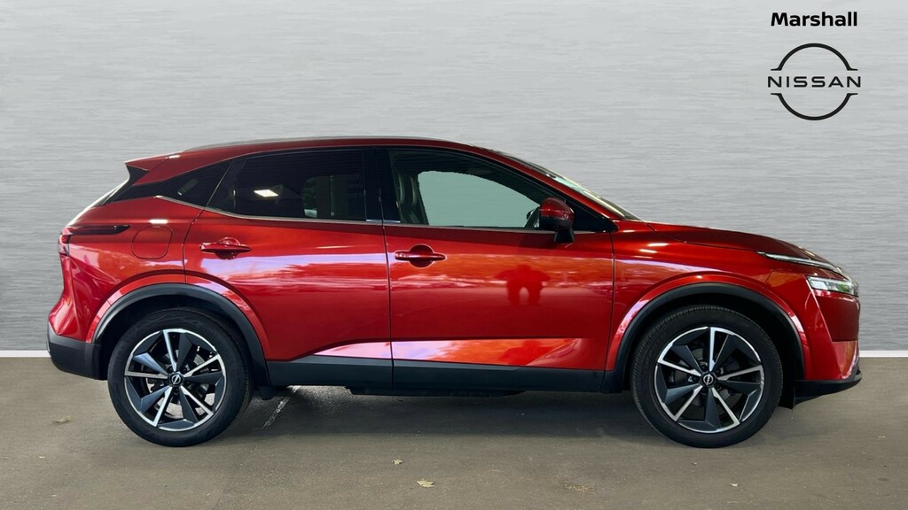 Nissan Qashqai Qashqai 1.3 Dig-t Mh 158 Tekna Xtronic FP22WYU Red #3