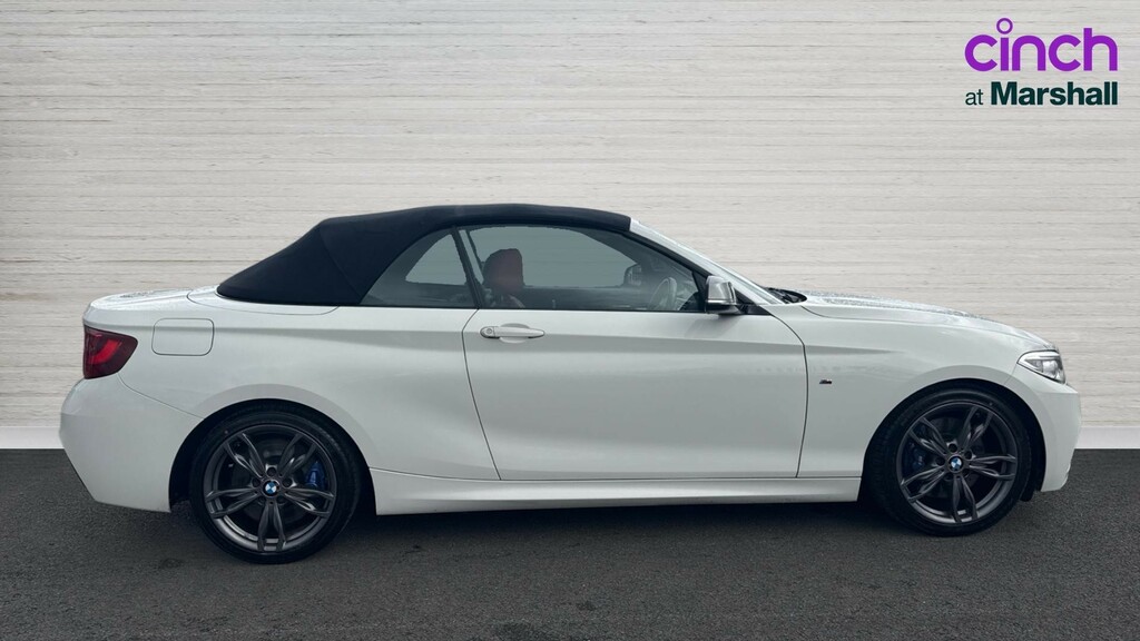 BMW 2 Series 2 Series M240i Nav Step BG66UVK White #2
