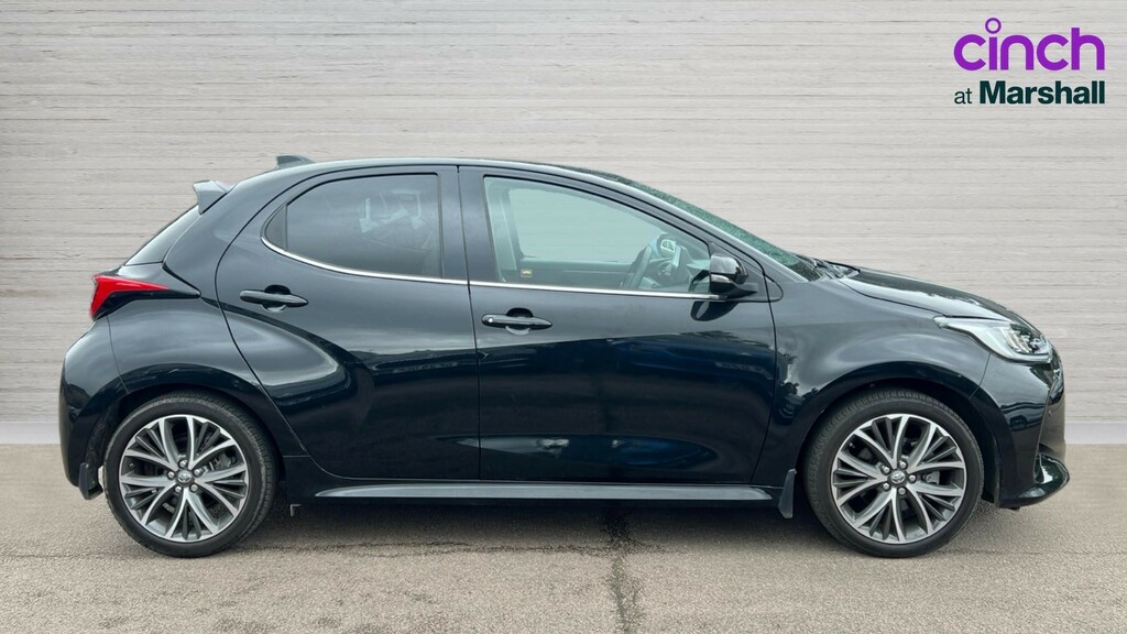Toyota Yaris Yaris 1.5 Hybrid Excel Cvt KM72ZKV Black #2
