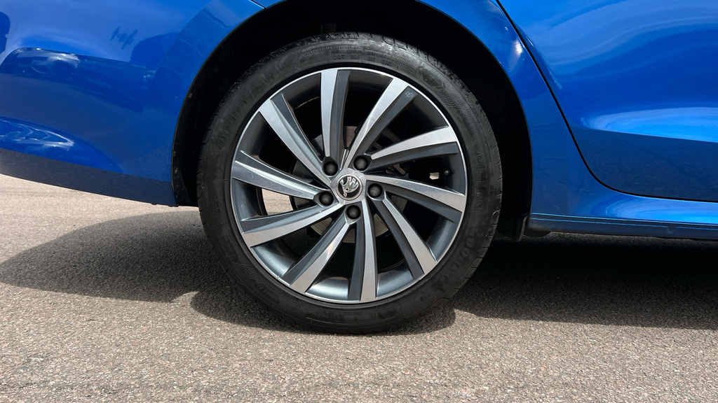 Skoda Octavia Octavia 1.5 Tsi Se L Blue #5