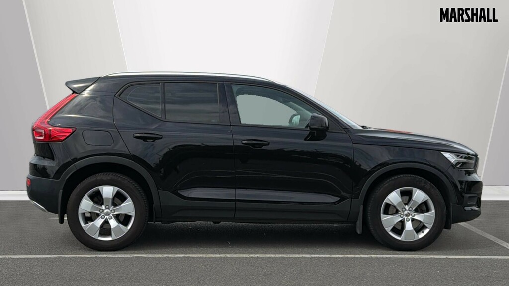 Volvo XC40 Xc40 2.0 T4 Momentum Pro Awd Geartronic YN19WLA Black #3