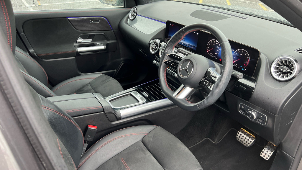 Mercedes-Benz GLA Class Gla 200 Amg Line Executive HT24KKE Grey #3