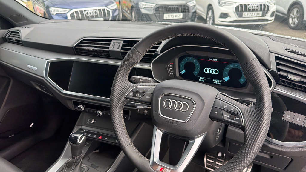 Audi Q3 Q3 35 Tfsi S Line S Tronic Leather LV75ZFS White #6