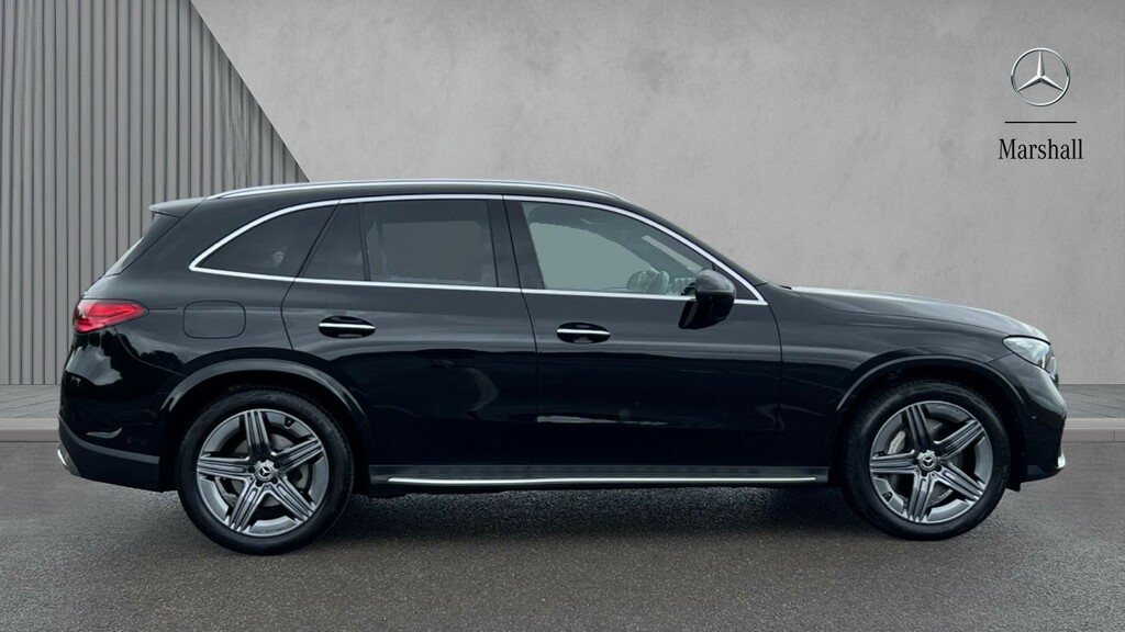 Mercedes-Benz GLC Class Glc 300 4Matic Amg Line Premium 9G-tronic KP73CZV Black #4