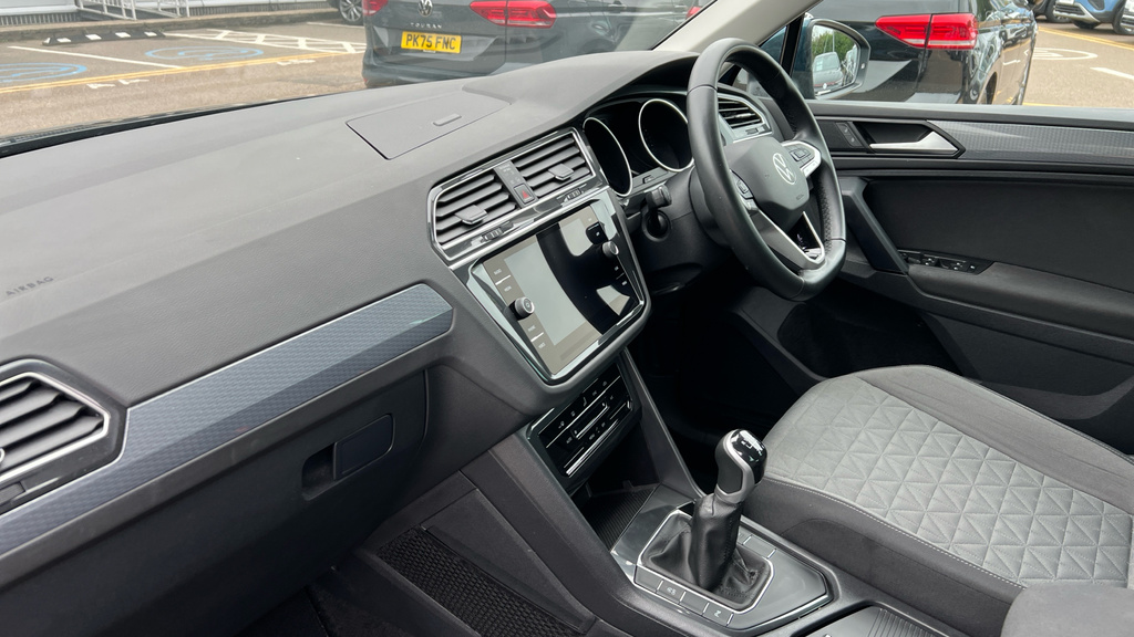 Volkswagen Tiguan Tiguan 1.5 Tsi 150 Life EO22XTA Blue #2