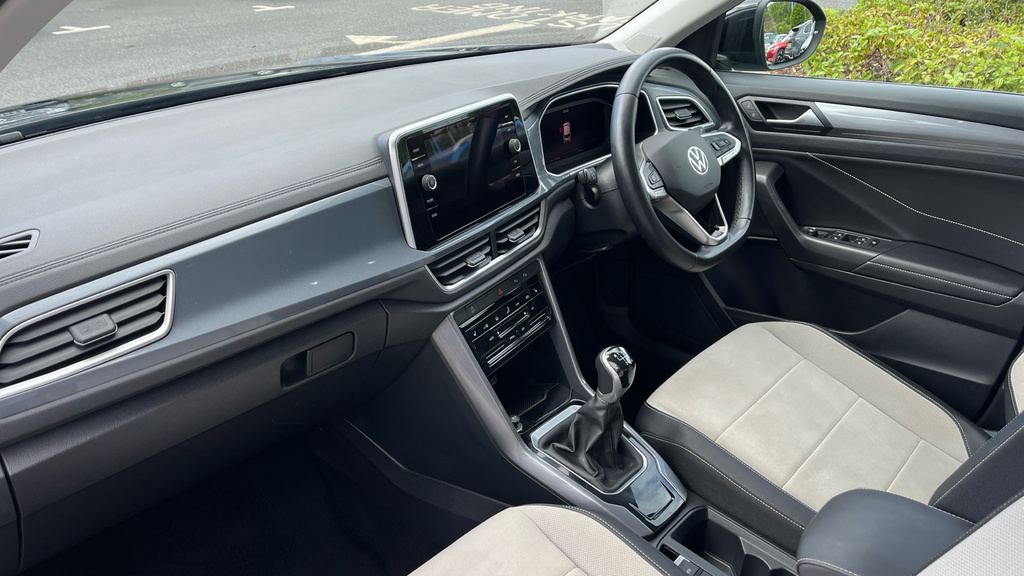 Volkswagen T-Roc T-roc 1.0 Tsi Style LD72VMK Black #2