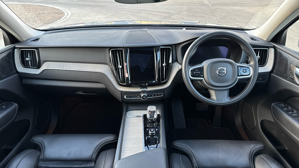 Volvo XC60 Xc60 2.0 B4d Inscription Pro Awd Geartronic KM71CYK Silver #5