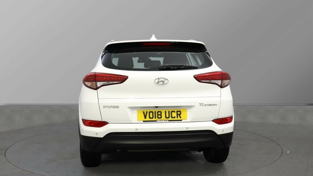 Hyundai Tucson Tucson 1.6 Gdi Blue Drive Se Nav 2Wd VO18UCR White #4