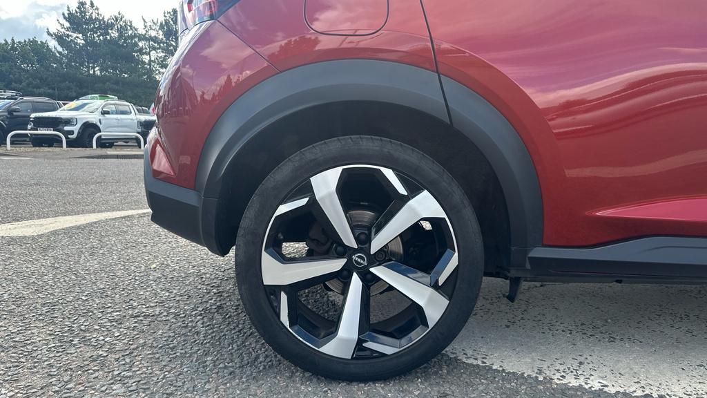 Nissan Juke Juke 1.0 Dig-t 114 Tekna OW72CHG Red #4
