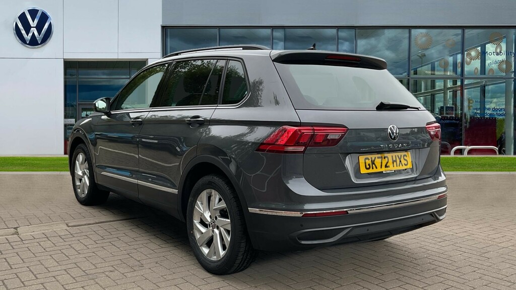 Volkswagen Tiguan Tiguan 1.5 Tsi 150 Life GK72HXS Grey #3