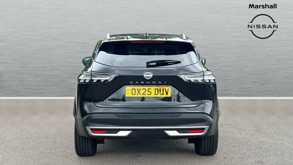 Nissan Qashqai Qashqai 1.3 Dig-t Mh Tekna OX25DUV Black #6