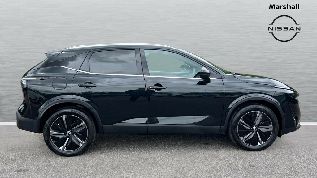 Nissan Qashqai Qashqai 1.3 Dig-t Mh Tekna OX25DUV Black #3