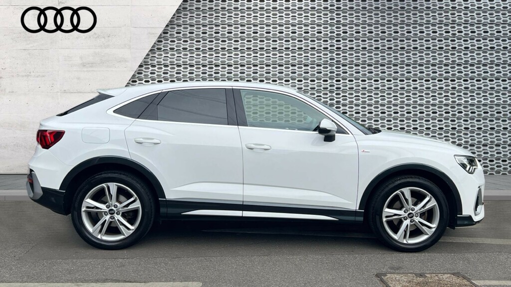 Audi Q3 Q3 35 Tfsi S Line S Tronic Comfortsound Pack LX72SZL White #4