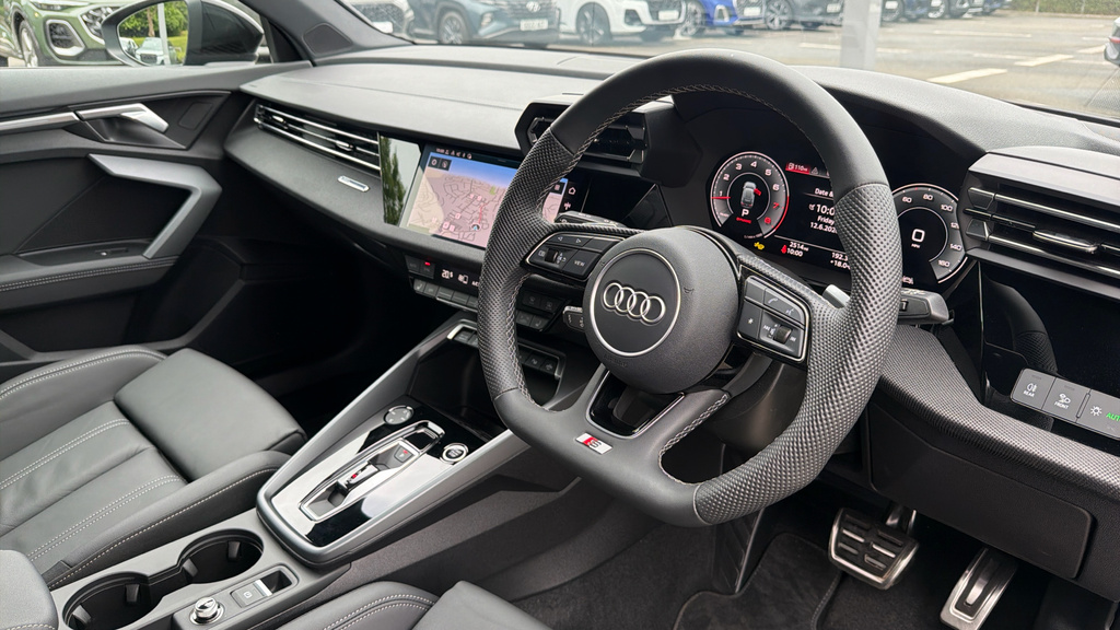 Audi A3 A3 35 Tfsi Black Edition S Tronic KJ25AZR Blue #6