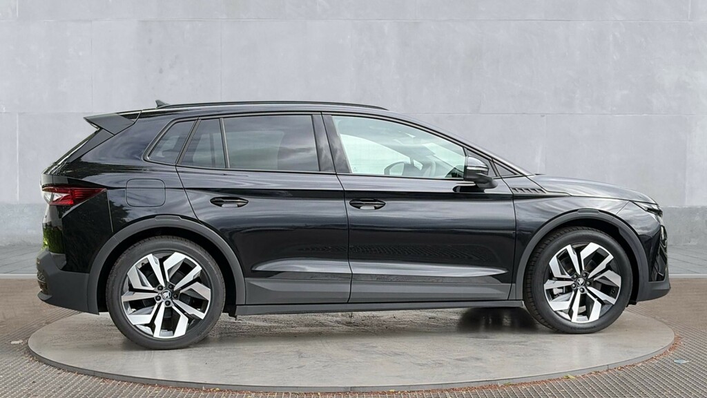 Skoda Elroq Elroq 210Kw 85 Sportline 82Kwh Black #4