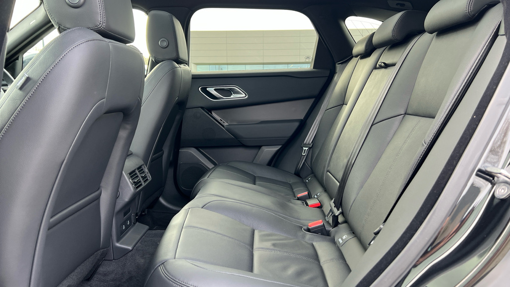 Land Rover Range Rover Velar Range Rover Velar 2.0 D200 Mhev Dynamic Se Aut OX25CLU Black #4