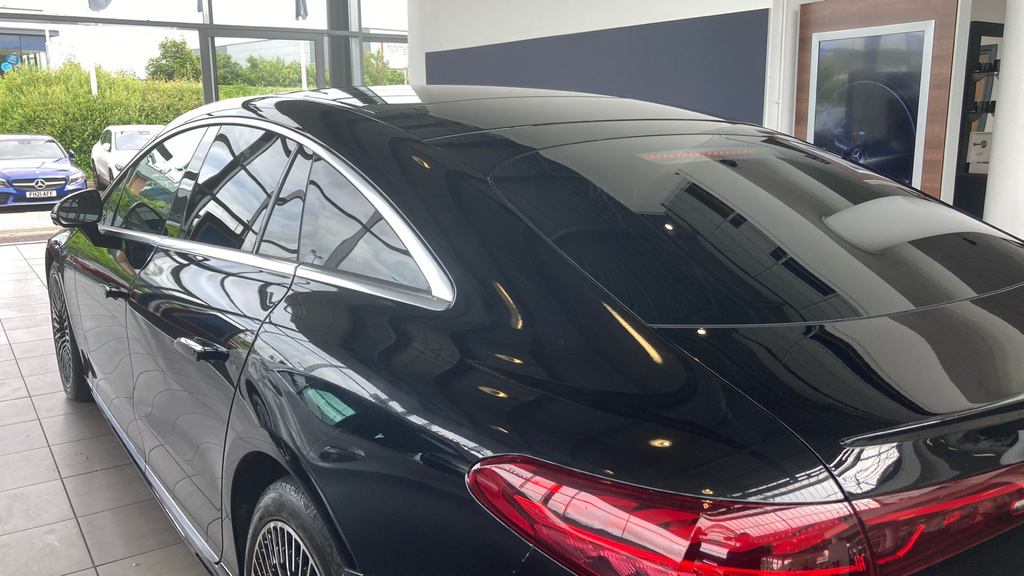 Mercedes-Benz EQS Hatchback Black #33