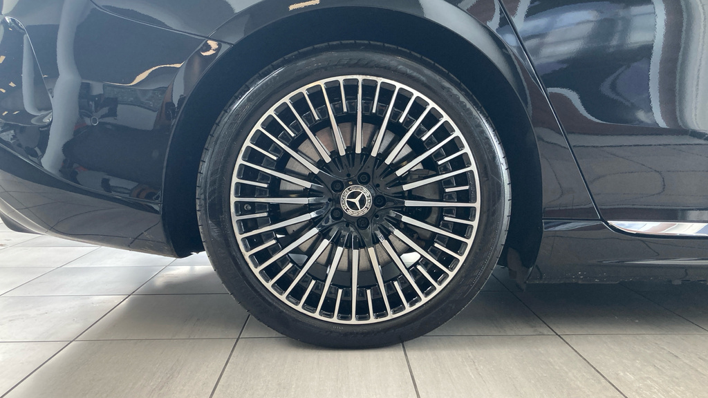 Mercedes-Benz EQS Hatchback Black #27