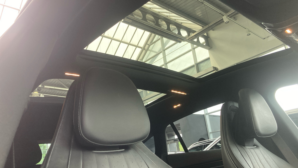 Mercedes-Benz EQS Hatchback Black #34
