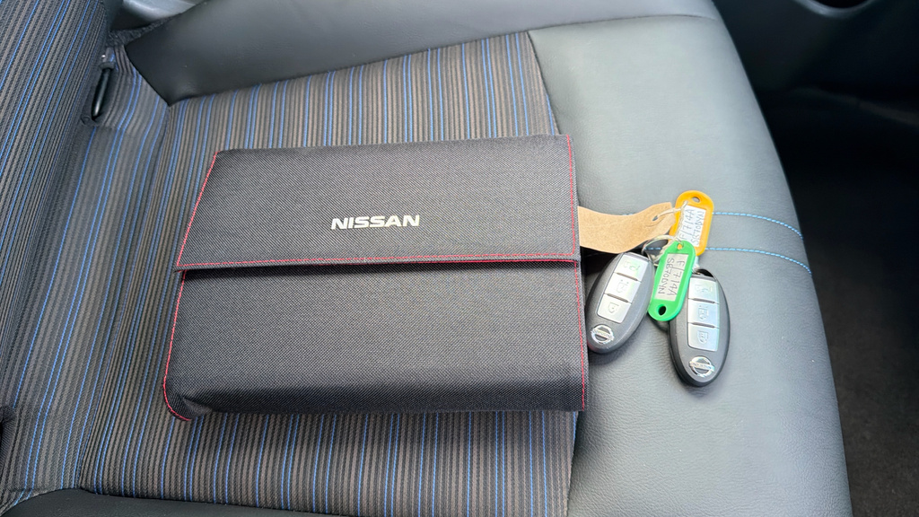Nissan Leaf Electric Black #18