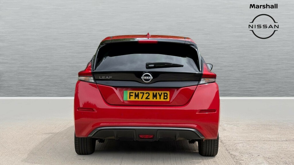 Nissan Leaf Leaf 110Kw N-connecta 39Kwh FM72MYB Red #6