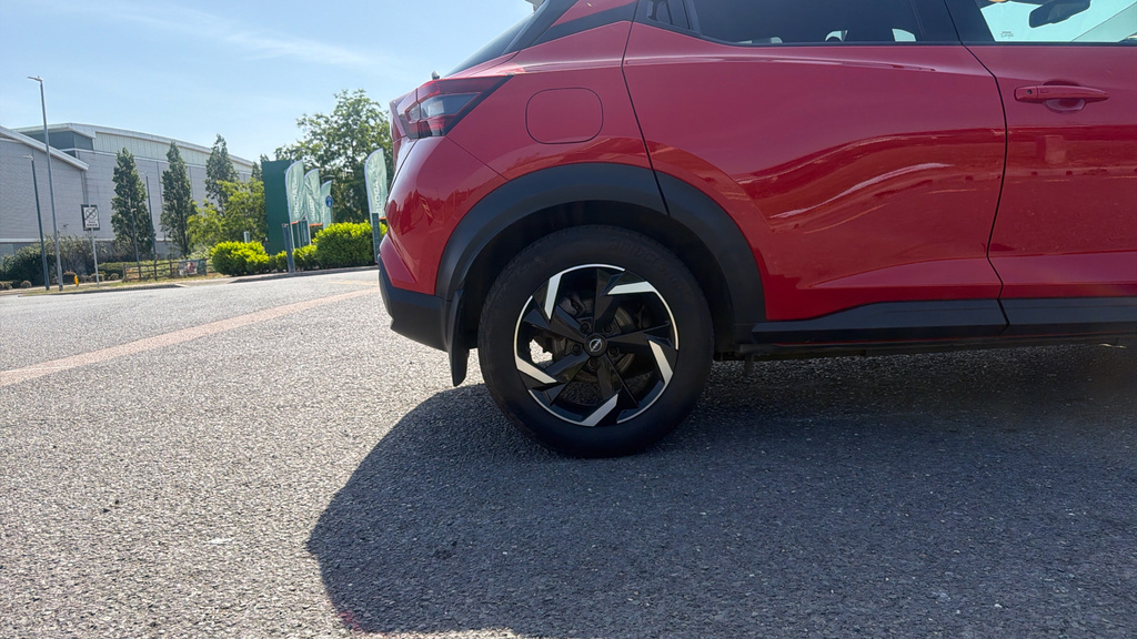 Nissan Juke Juke 1.6 Hybrid N-connecta CK73AZF Red #4