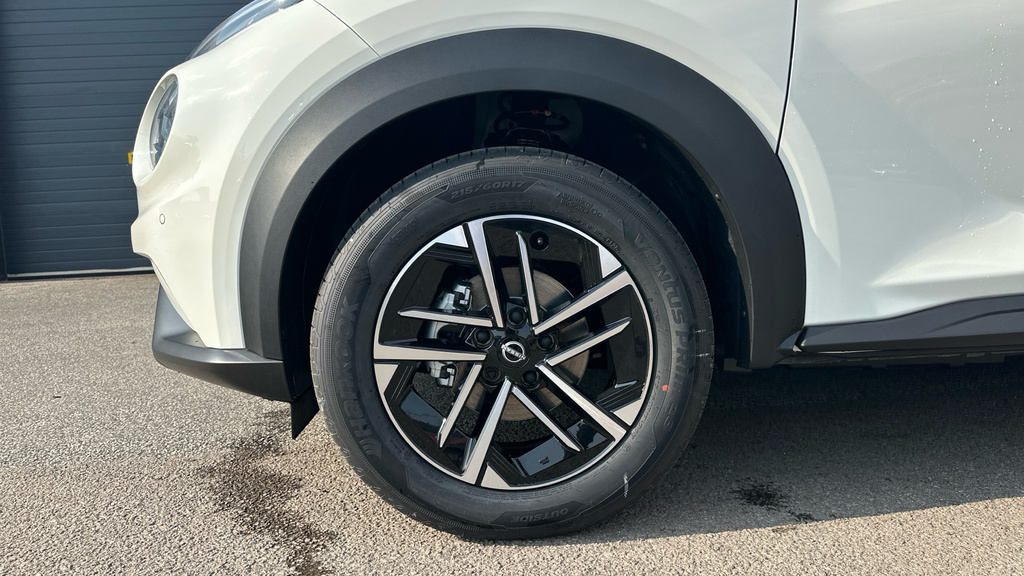 Nissan Juke Juke 1.0 Dig-t N-connecta FY25VWR White #4