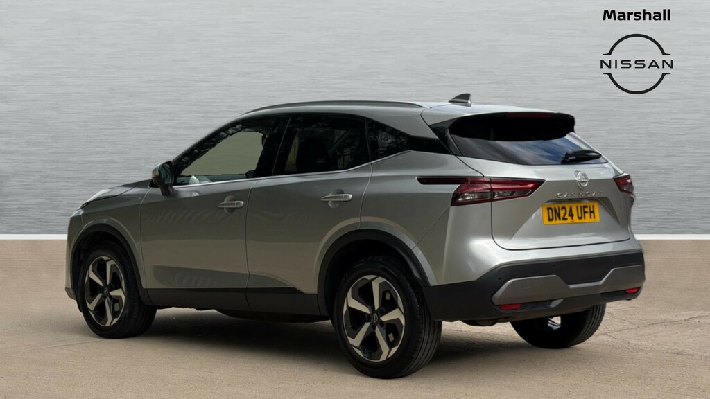 Nissan Qashqai Qashqai 1.3 Dig-t Mh 158 N-connecta Xtronic DN24UFH Silver #2