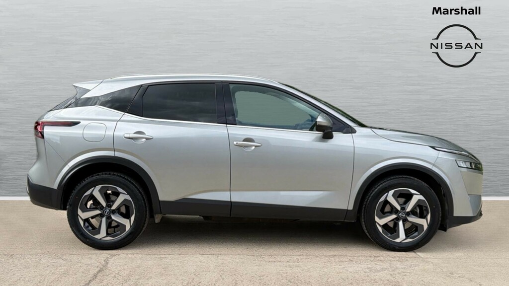 Nissan Qashqai Qashqai 1.3 Dig-t Mh 158 N-connecta Xtronic DN24UFH Silver #3