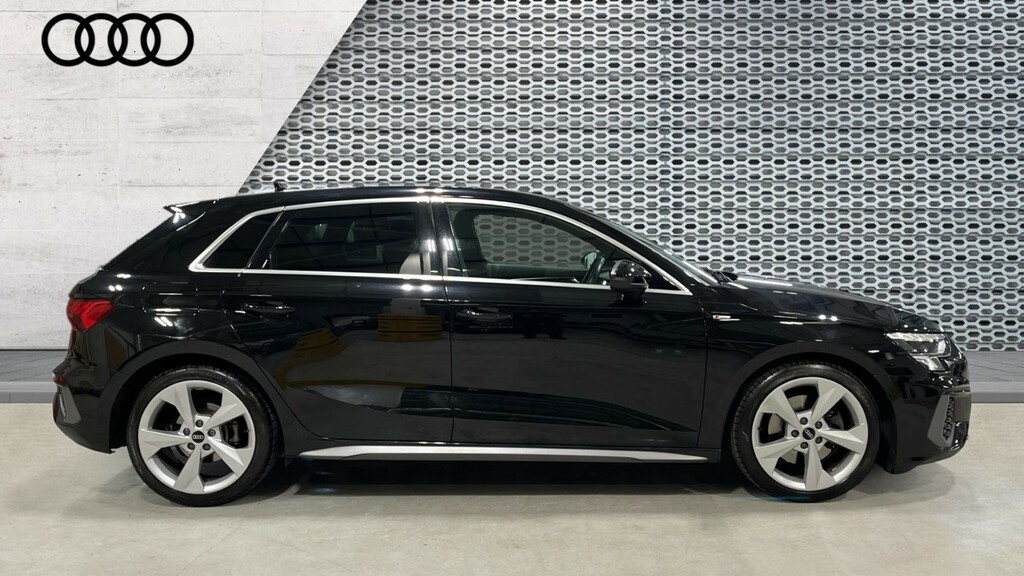 Audi A3 A3 35 Tfsi S Line S Tronic GJ21ZNG Black #4