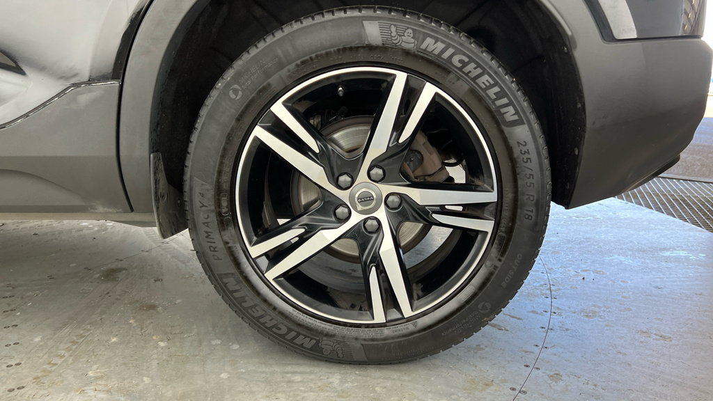 Volvo XC40 Xc40 1.5 T3 163 R Design YY22CYC Black #4