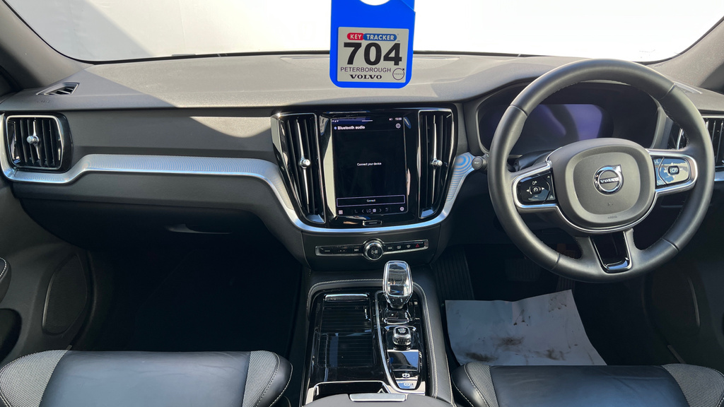Volvo V60 V60 2.0 T6 350 Recharge Phev Plus Dark Awd A CK23FJY Black #5
