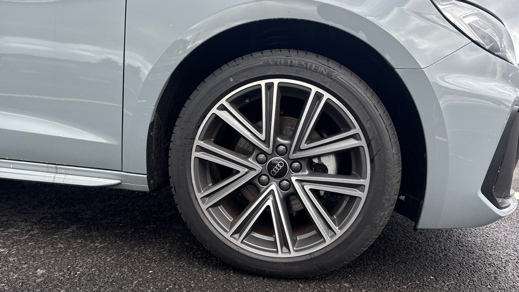 Audi A1 Audi A1 Sportback 30 Tfsi S Line S Tronic WG26YOE Grey #5