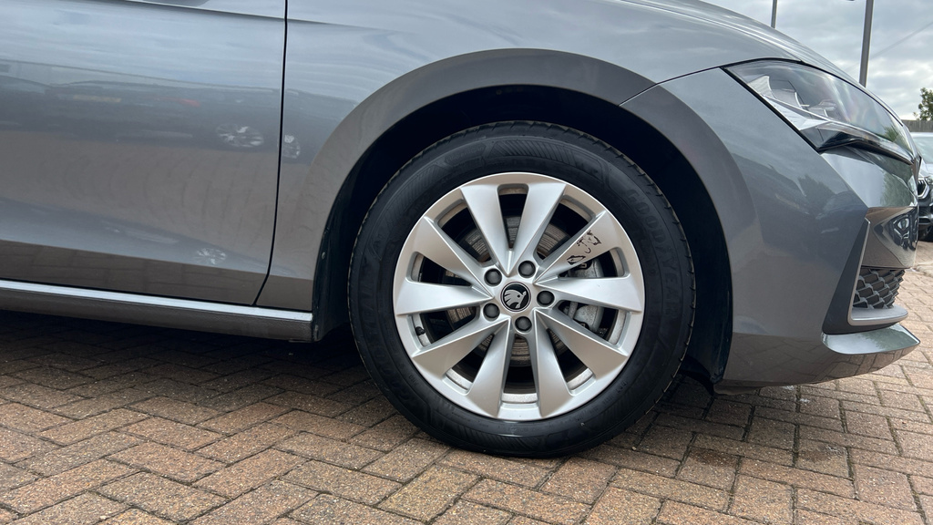 Skoda Superb Superb 2.0 Tdi Se Technology Dsg GF25VXZ Grey #5