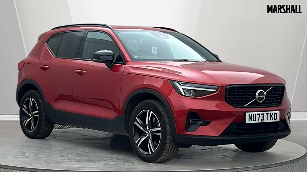 Volvo XC40 Xc40 2.0 B3p Plus Dark Red