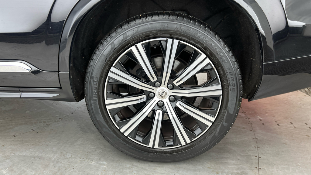Volvo XC90 Xc90 2.0 B5d 235 Inscription Awd Geartronic GU22VRJ Black #4
