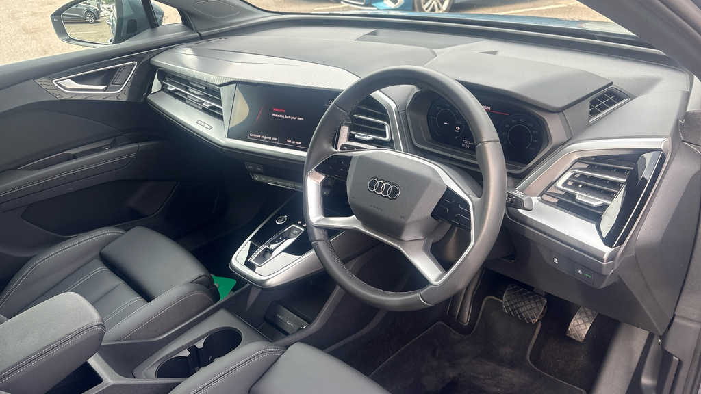 Audi Q4 E Tron Q4 150Kw 40 63Kwh Sport Leather KP75JYC Blue #6