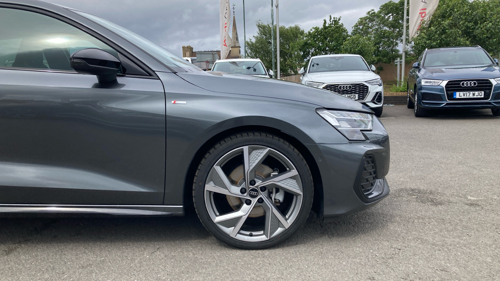 Audi A3 A3 1.5 Tfsi 150 Black Edition S Tronic LV75XMP Grey #5