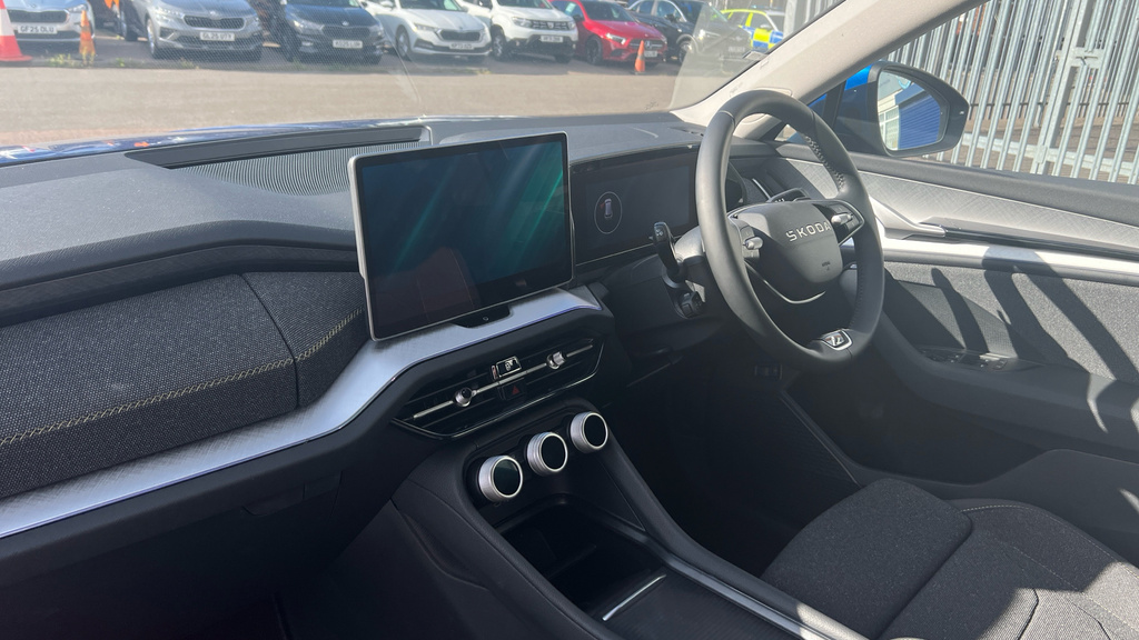 Skoda Kodiaq Skoda Kodiaq Estate 1.5 Tsi Iv 204 Se Dsg Blue #2