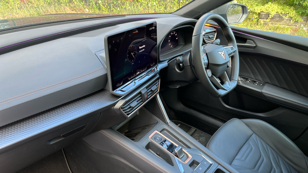 Cupra Leon Leon 2.0 Tsi 300 Vz2 Dsg Black #2