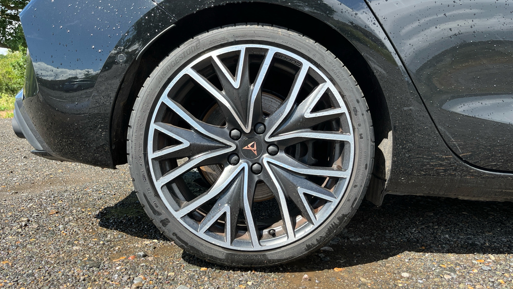 Cupra Leon Leon 2.0 Tsi 300 Vz2 Dsg Black #5