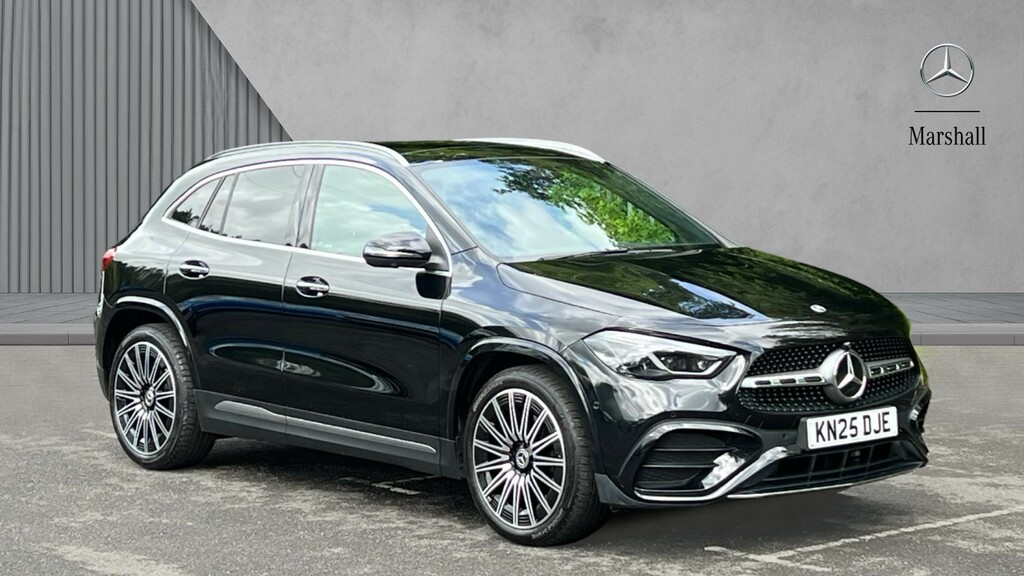 Mercedes-Benz GLA Class Gla 220D 4Matic Amg Line Premium Plus Black