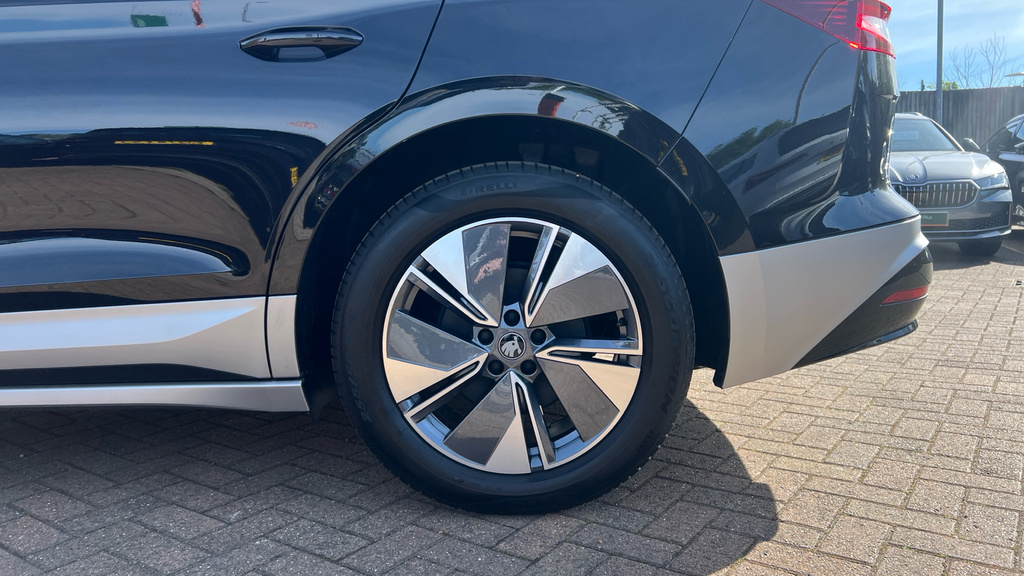 Skoda ENYAQ Enyaq Edition 85 82 Kwh 286 Ps Single Speed Black #5