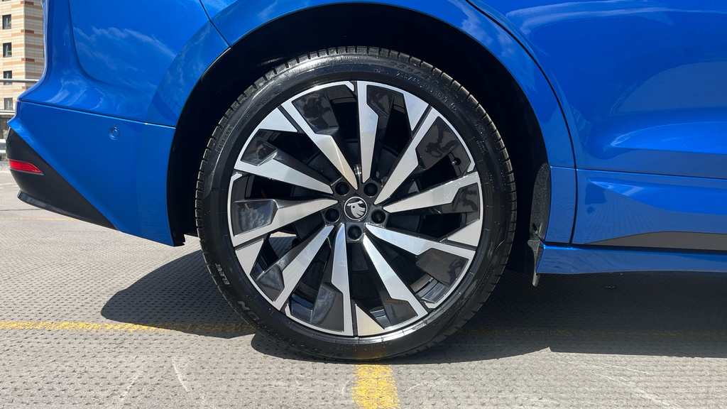 Skoda ENYAQ Enyaq 210Kw 85X Sportline 82Kwh 4X4 KR75XBU Blue #5