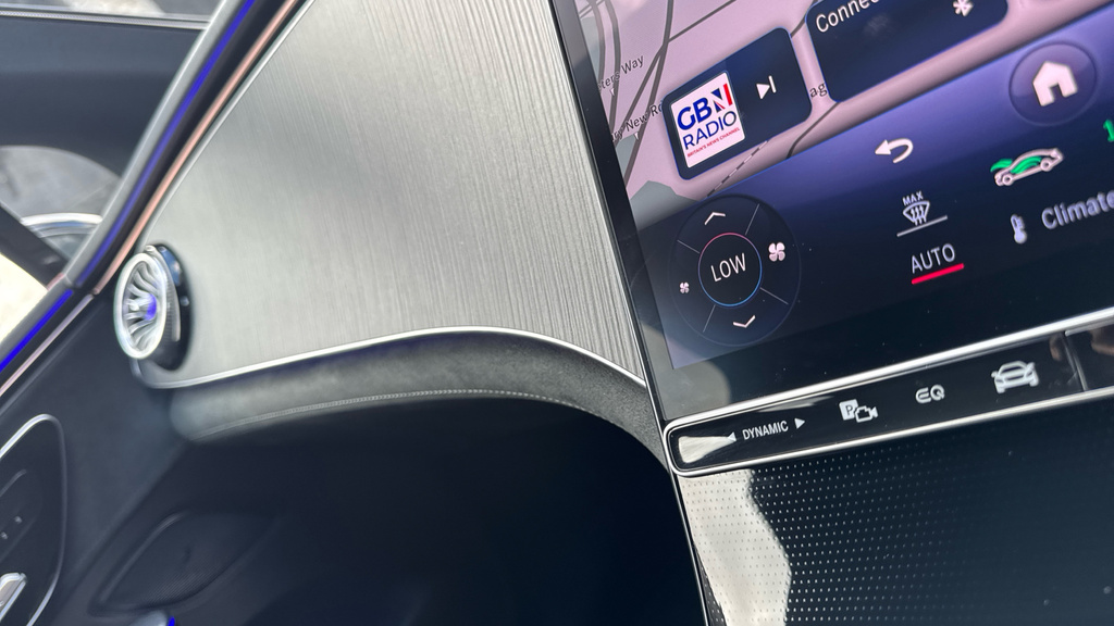 Mercedes-Benz EQE Amg Line Night Edition Grey #61