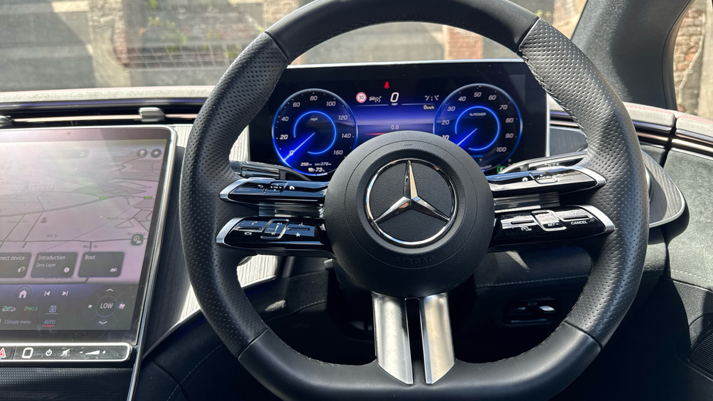 Mercedes-Benz EQE Amg Line Night Edition Grey #12
