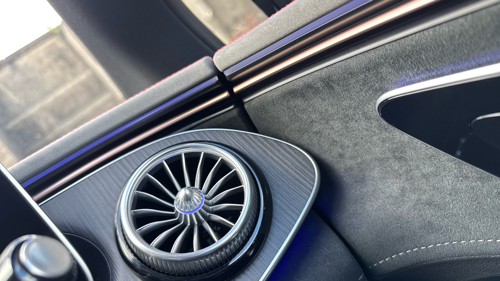 Mercedes-Benz EQE Amg Line Night Edition Grey #57