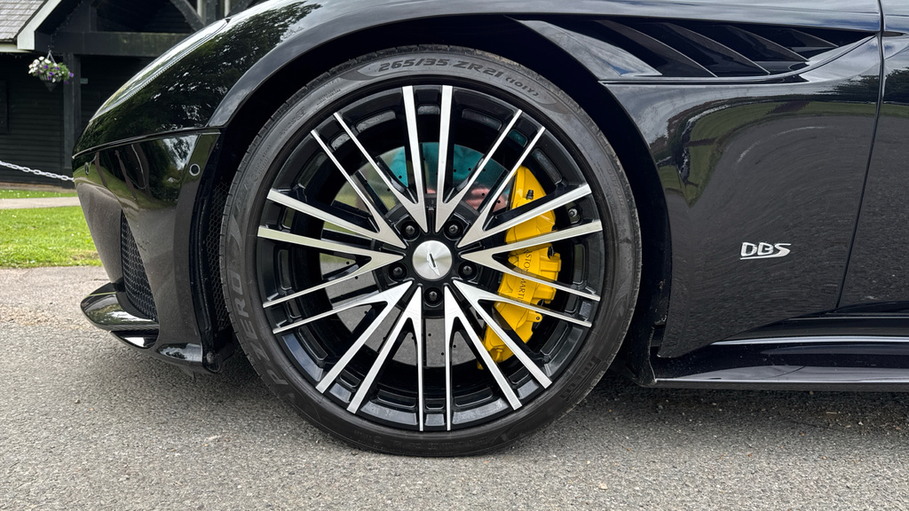 Aston Martin DBS Dbs V12 Superleggera Touchtronic Black #4