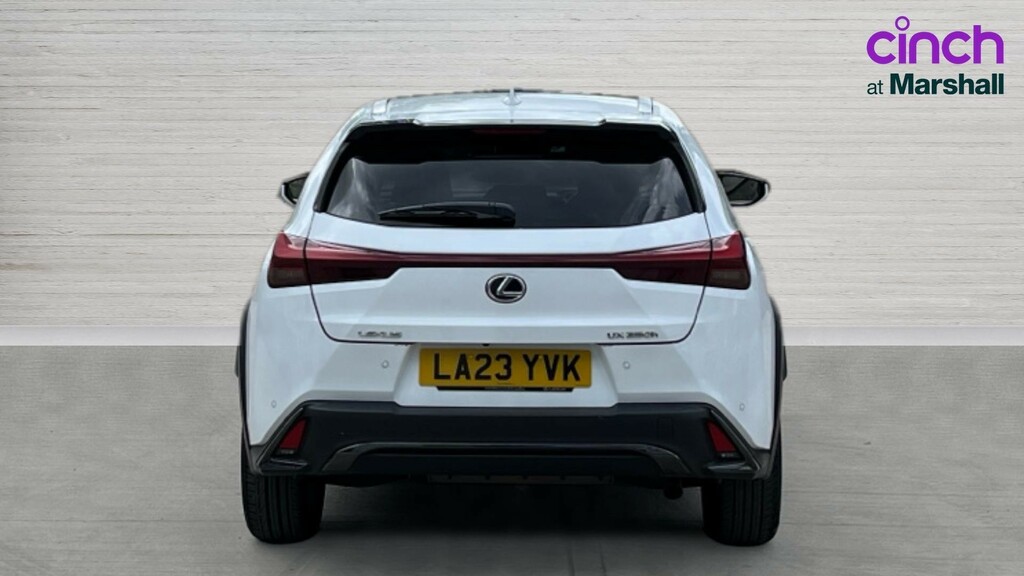 Lexus UX Ux 250H 2.0 F-sport Design Cvt LA23YVK White #4
